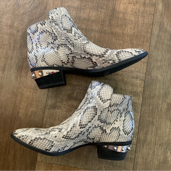 Sam Eldelman reptile/snake print studded heel booties - Picture 3 of 8